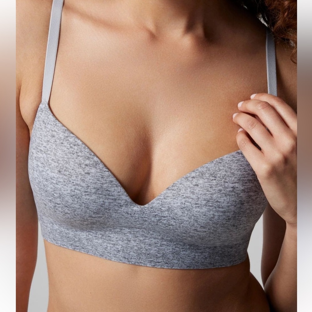 2 Soma 40B Soma Enbliss Wireless Bras